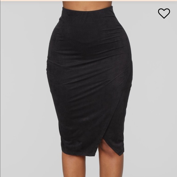 Fashion Nova Dresses & Skirts - Fashion nova high waisted faux suede skirt